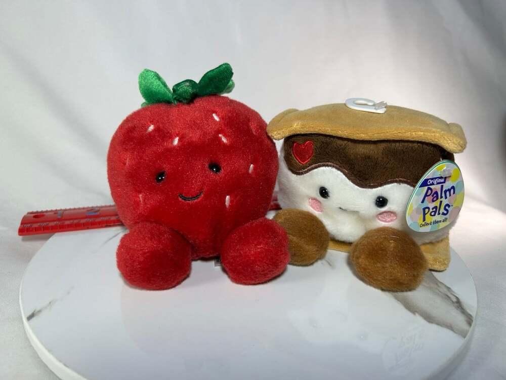 S’mores and Strawberry Palm Pals